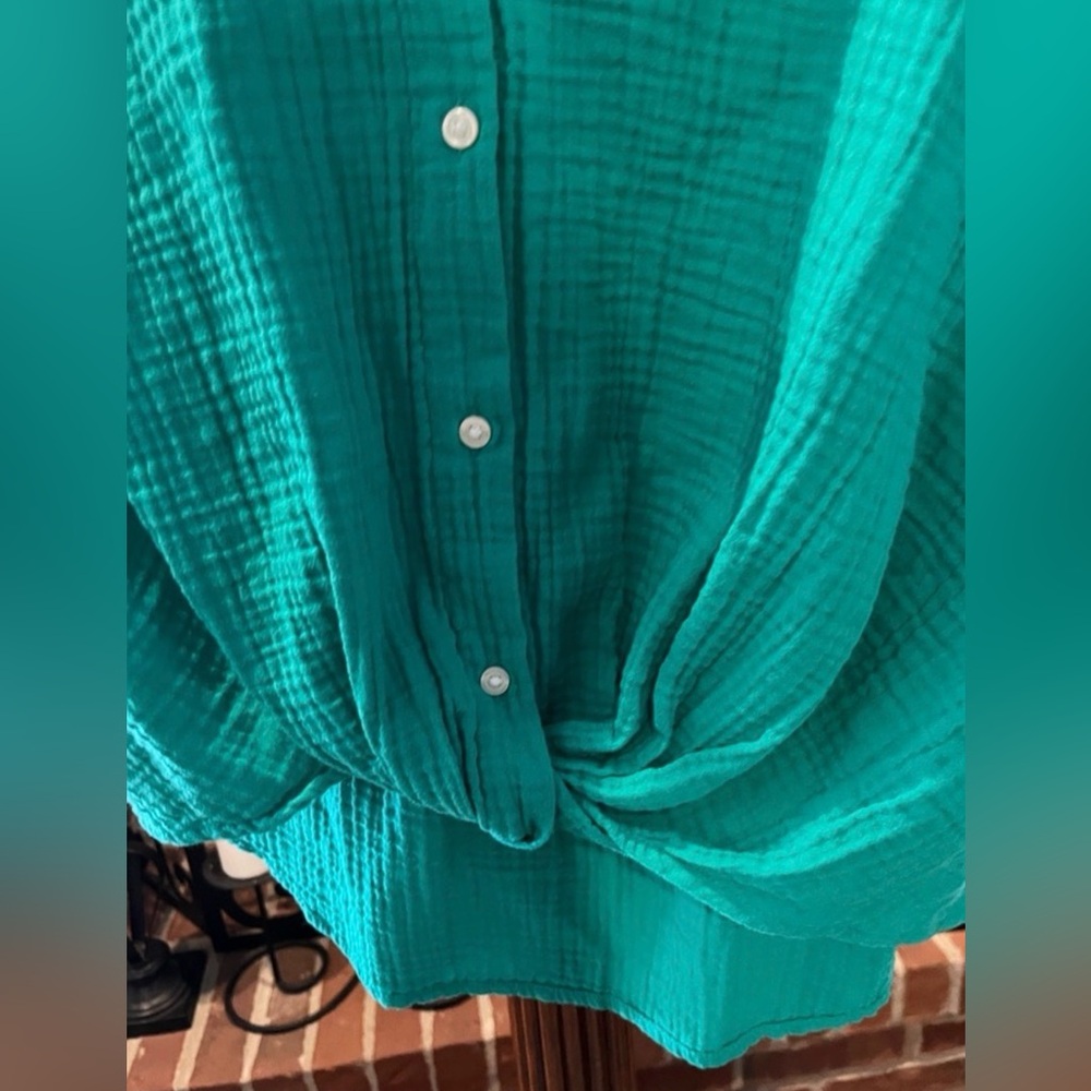 Universal Thread High-Low Button Down Shirt Gauzy… - image 8